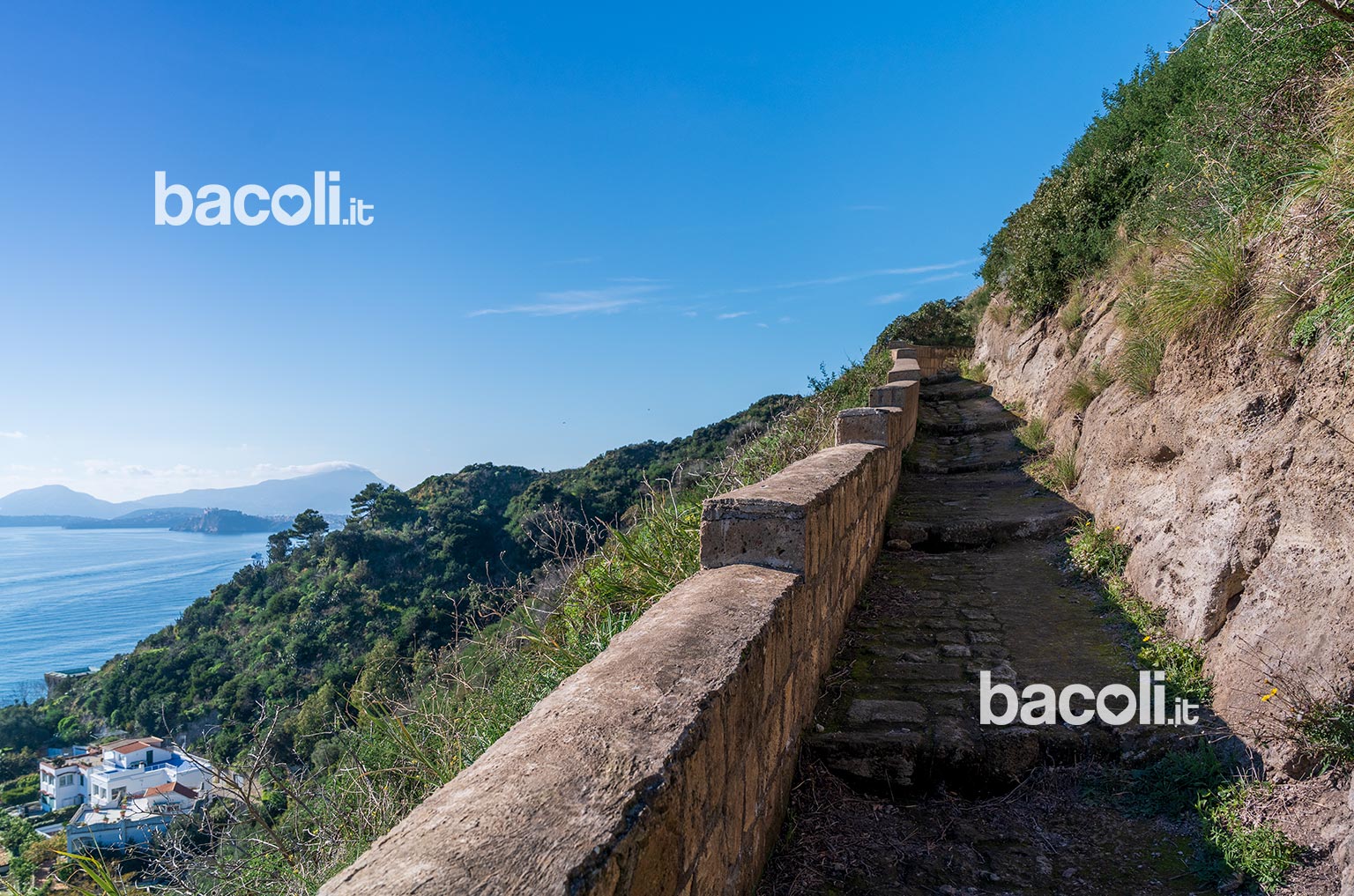 percorso di trekking sul monte miseno