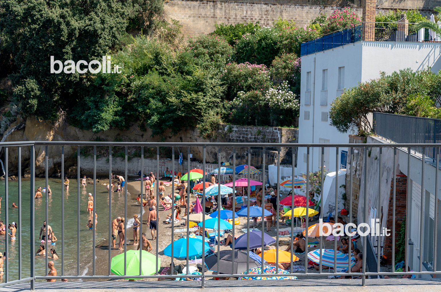 spiaggia villa ferretti