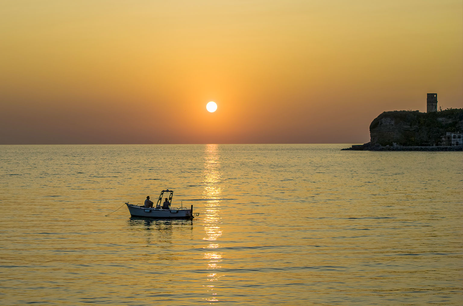 acquamorta-monte-di-procida-al-tramonto