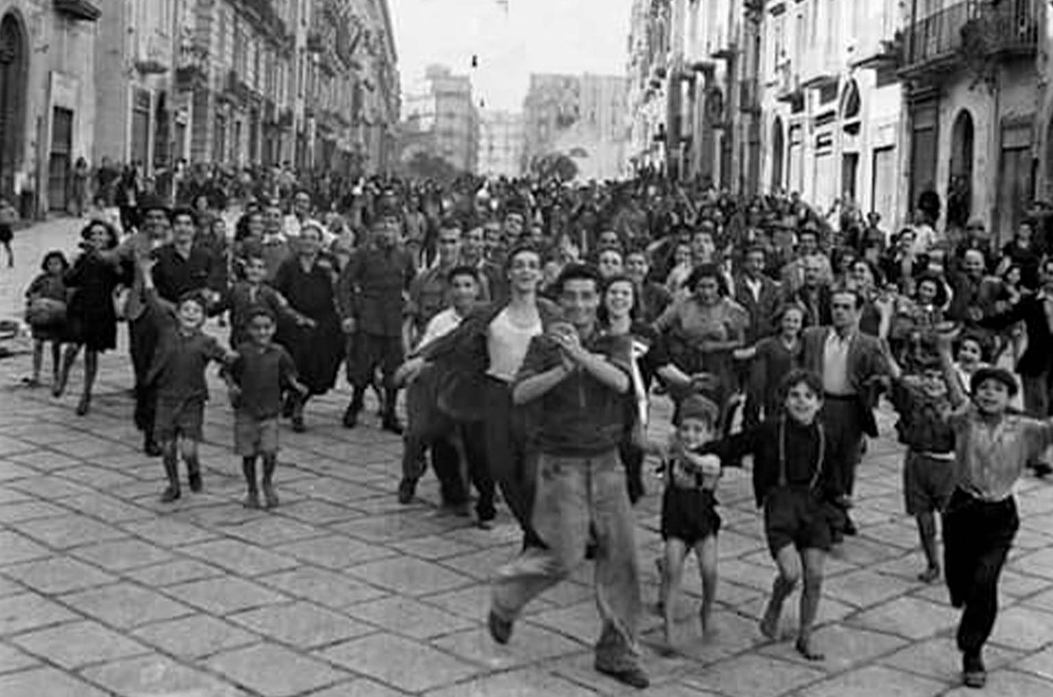 80-anni-liberazione-italia-napoli-campi-flegrei