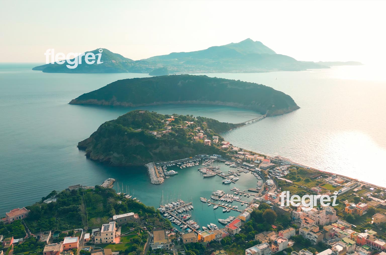 marina-di-chiaiolella-procida