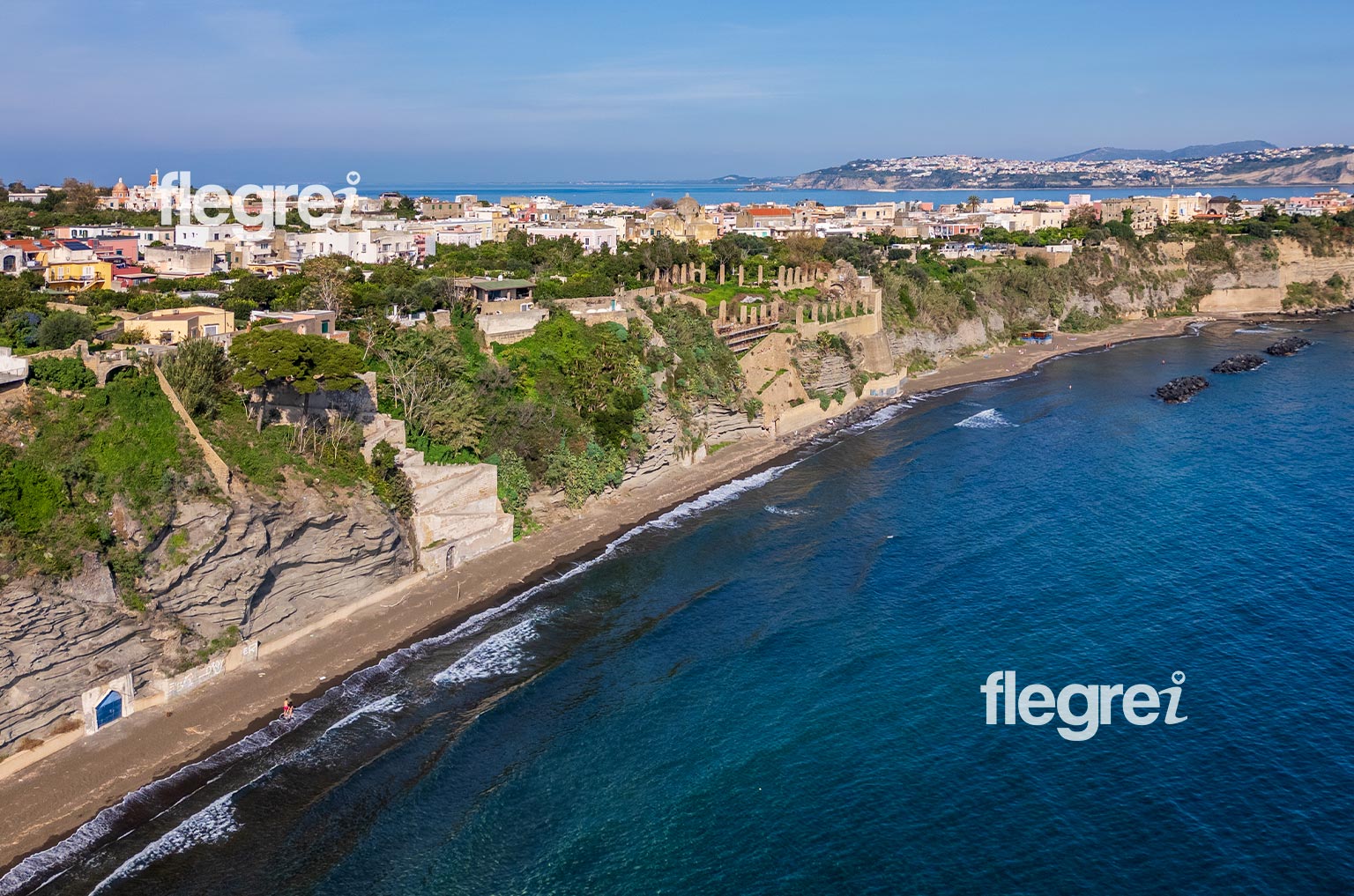 spiaggia-della-chiaia-procida